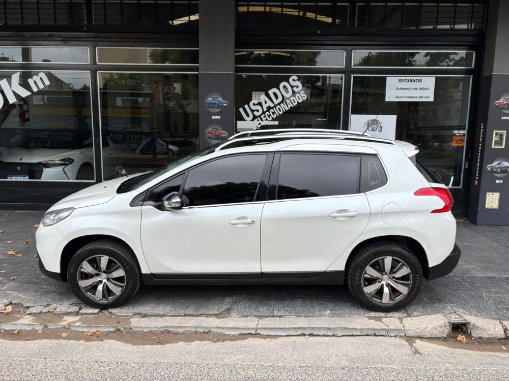 Peugeot 2008 Sport — foto 11